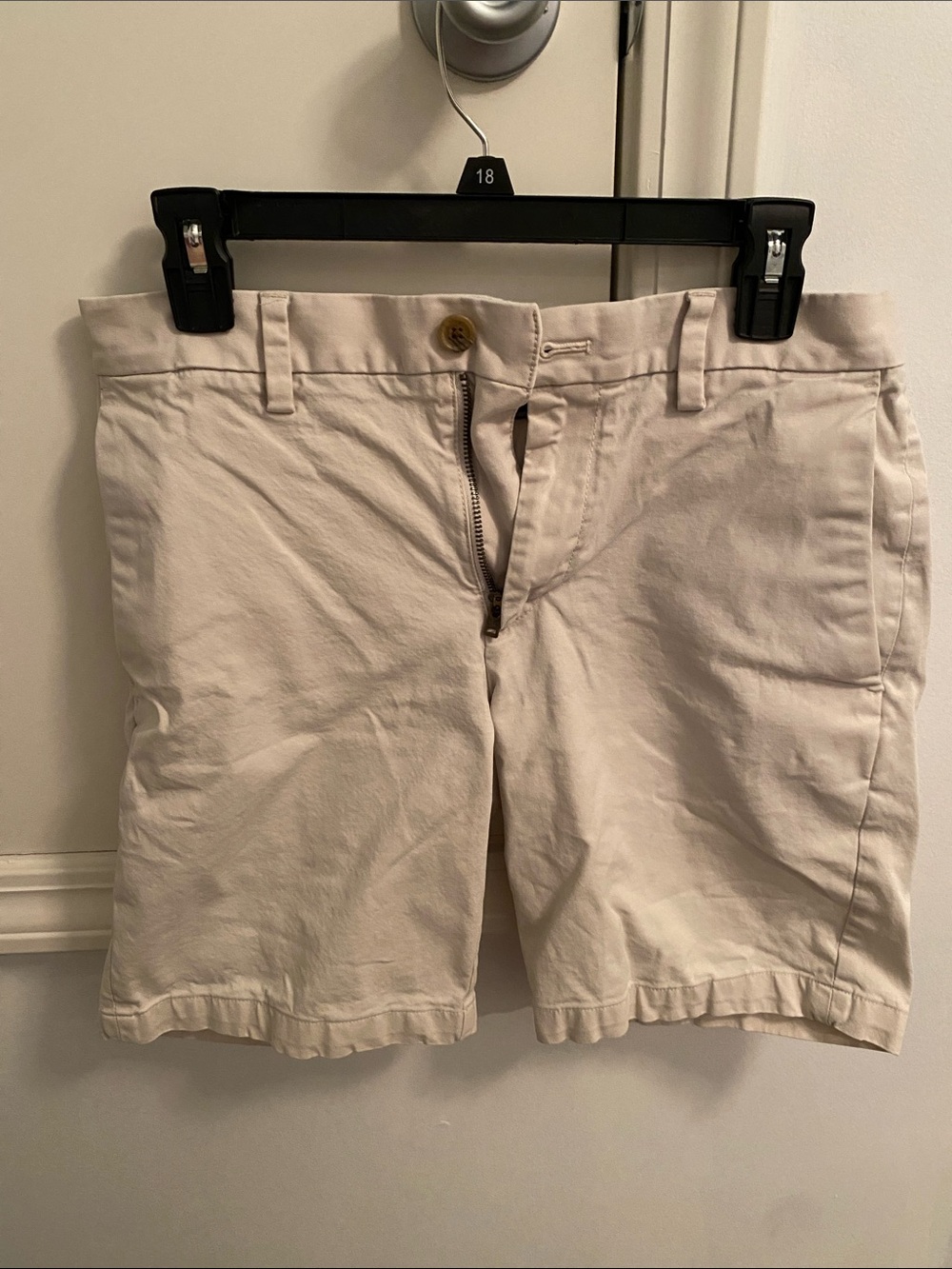 Banana Republic Men’s Flat Front Chino Shorts - Cream